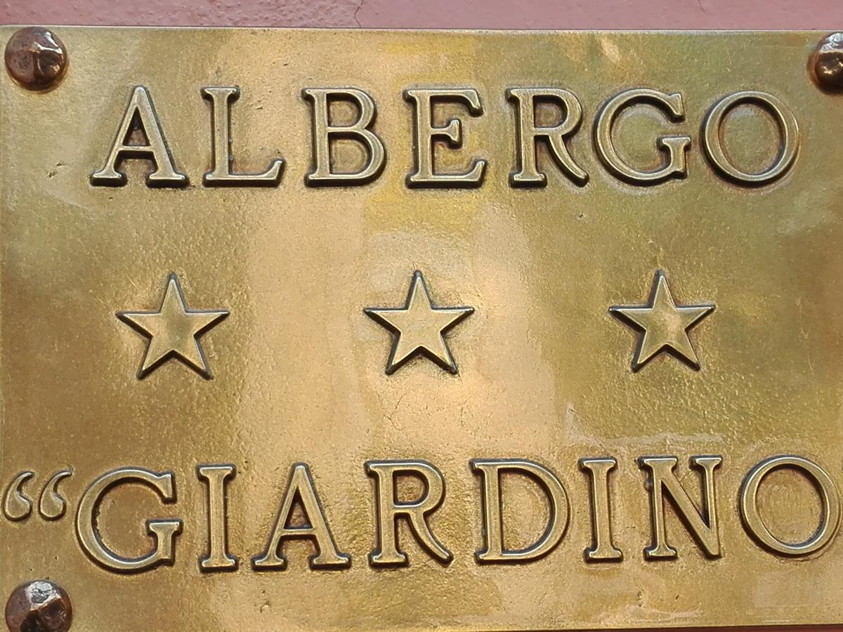 Albergo Giardino Toscolano Maderno Exterior foto